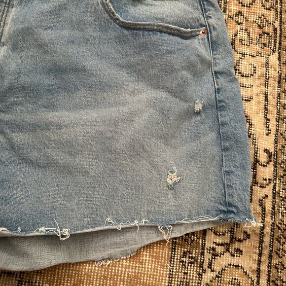 NWT: Abercrombie 90s Baggy Shorts - Picture 7 of 9